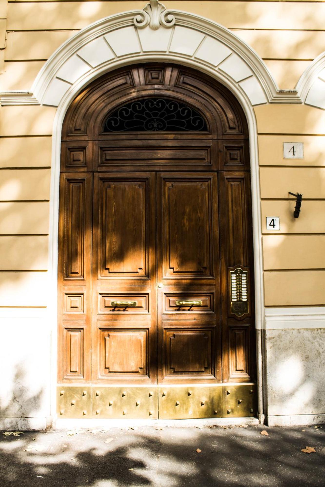 Daffodil In Roma San Pietro Bed & Breakfast Exterior photo